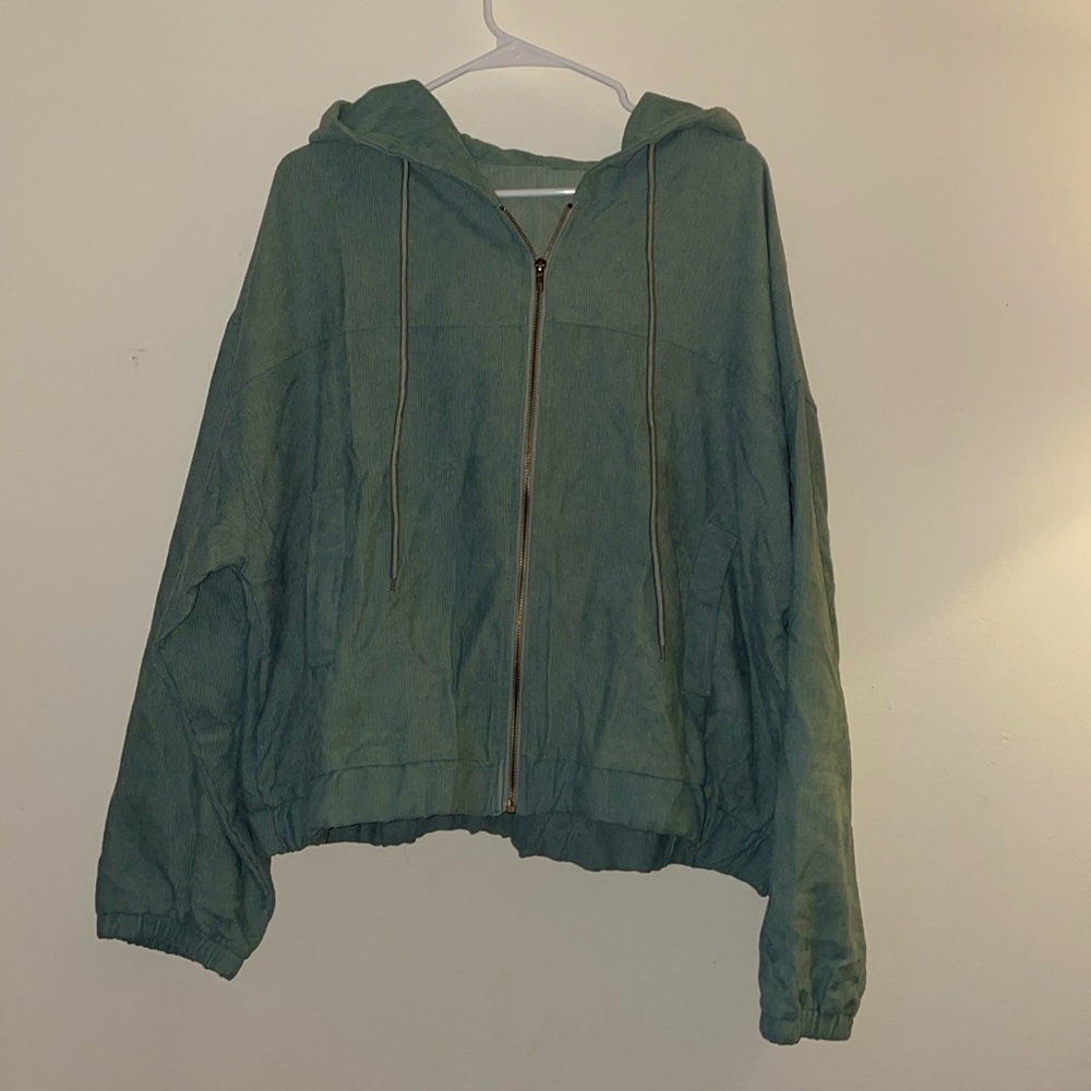 SHEIN muted green corduroy jacket SHEIN size 4X, similar to standard XL/XXL